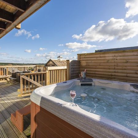 Lodge 40, Retallack Resort & Spa Сент-Колумб-Мейджор Экстерьер фото