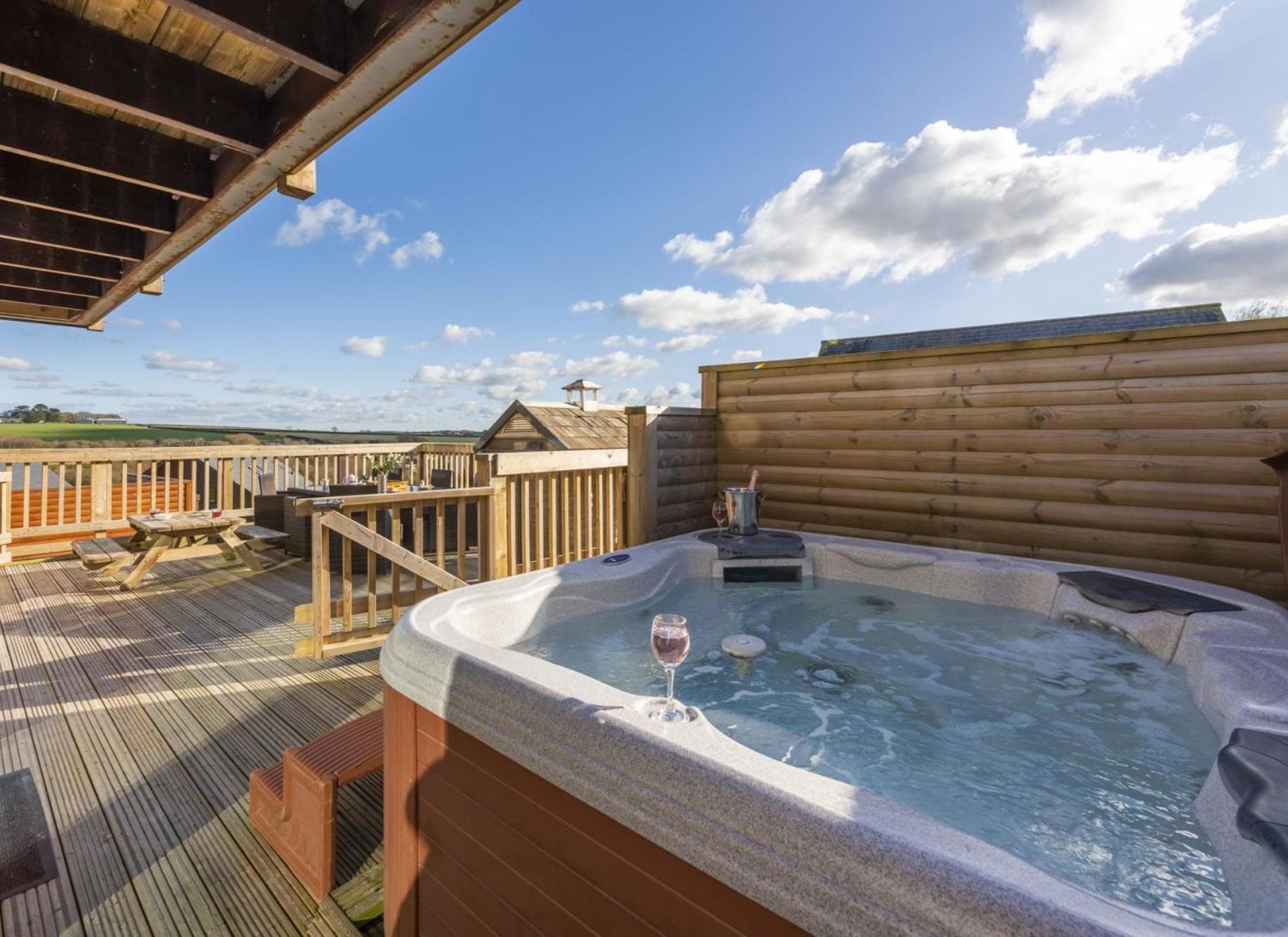 Lodge 40, Retallack Resort & Spa Сент-Колумб-Мейджор Экстерьер фото